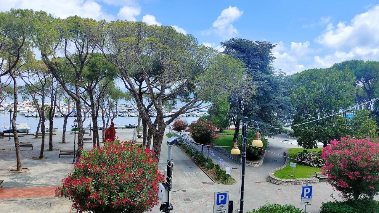 Apartamento Un Balcone In Pineta Fezzano  Exterior foto