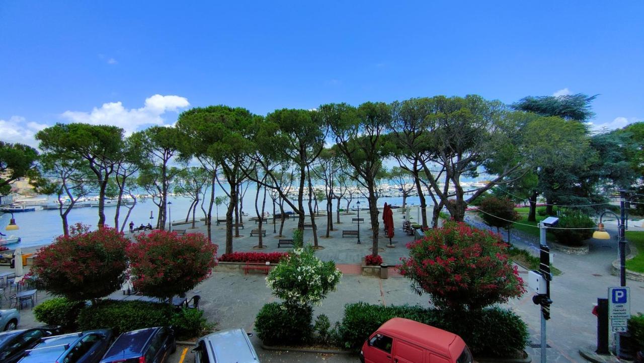 Apartamento Un Balcone In Pineta Fezzano  Exterior foto